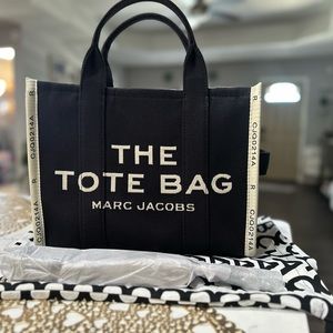 Marc Jacobs The Tote Bag